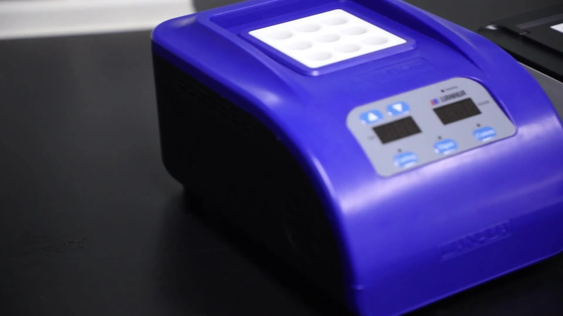 Portable quick water heater COD reactor with thermostatic intelligent control LH-9A 
Portable quick water heater COD reactor with thermostatic intelligent control LH-9A