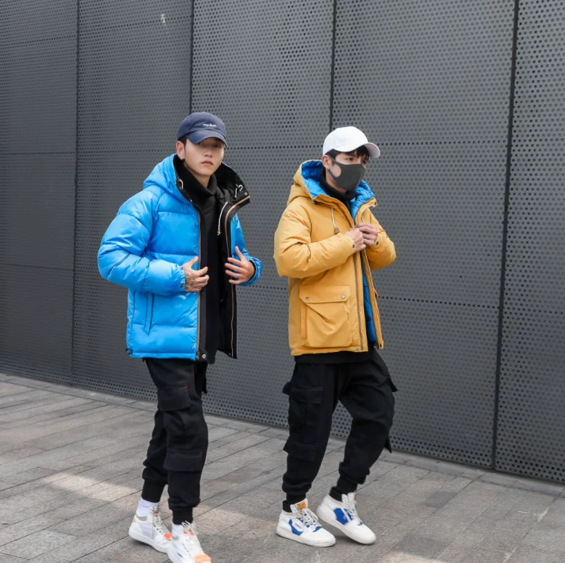 2020 Winter Couple Coats And Jackets Hooded Thicker Warm Cotton Coat Young Warm Parkas Outdoor Jacket
2020 Winter Couple Coats And Jackets Hooded Thicker Warm Cotton Coat Young Warm Parkas Outdoor Jacket