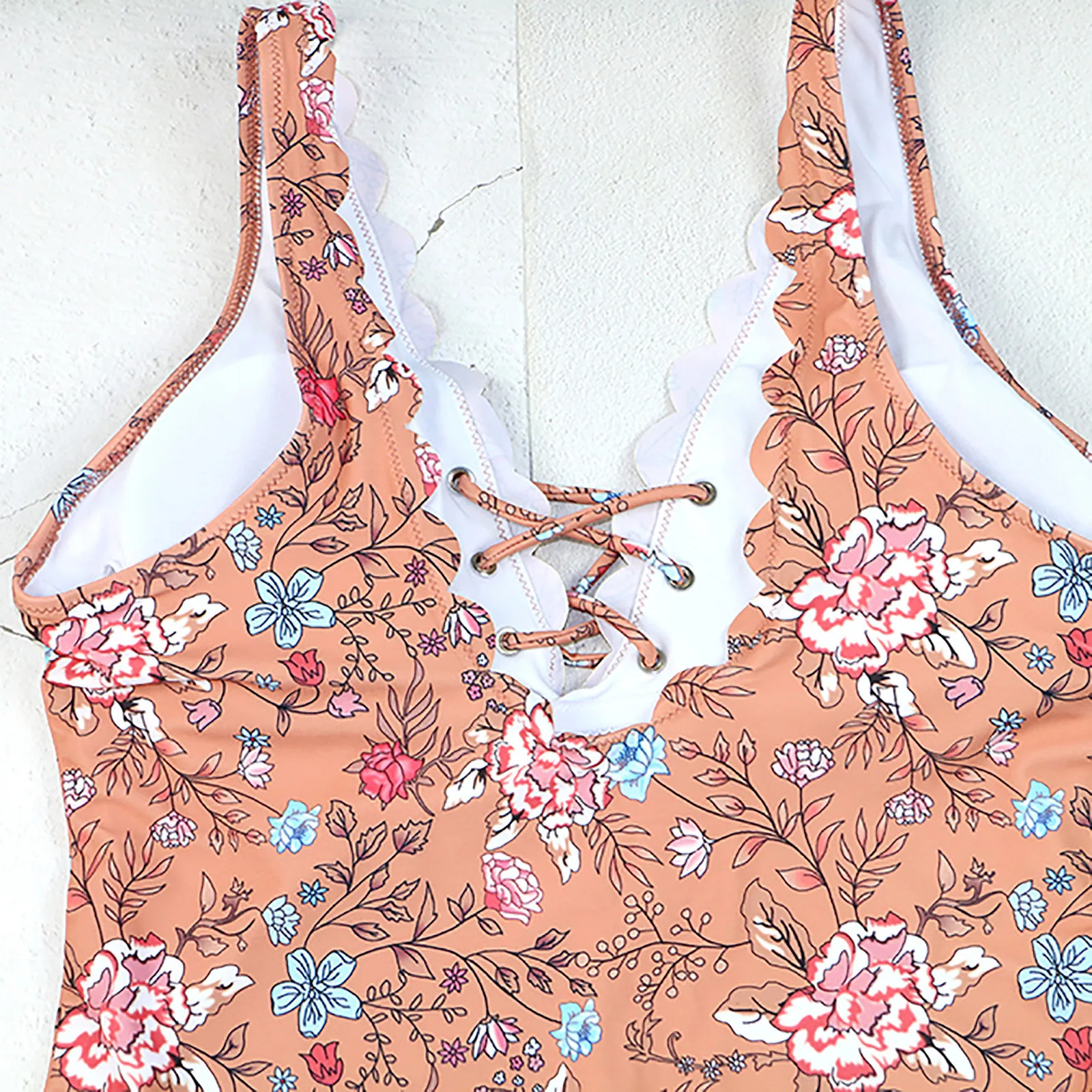 Biquini 2021 bikini Women's Swimwear Sexy Plus Size Flower Printing One-piece Swimsuit Sexy
Biquini 2021 bikini Women's Swimwear Sexy Plus Size Flower Printing One-piece Swimsuit Sexy
