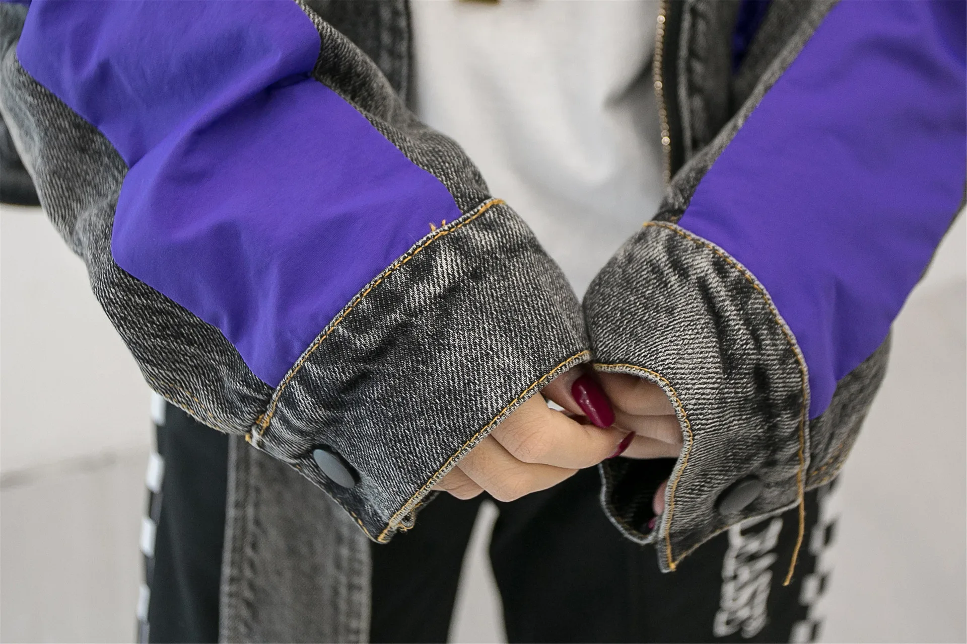 Vefadisa Black Blue Letter Print Denim Coat Women 2021 Spring Patchwork Denim Jacket Stitching Color Irregular Jacket QYF4896
Vefadisa Black Blue Letter Print Denim Coat Women 2021 Spring Patchwork Denim Jacket Stitching Color Irregular Jacket QYF4896