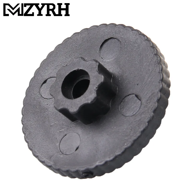 Bicycle Integrated Central Shaft Tool Hollow Crank Wrench Integrated Tooth Plate Dismantlement Tool
Bicycle Integrated Central Shaft Tool Hollow Crank Wrench Integrated Tooth Plate Dismantlement Tool