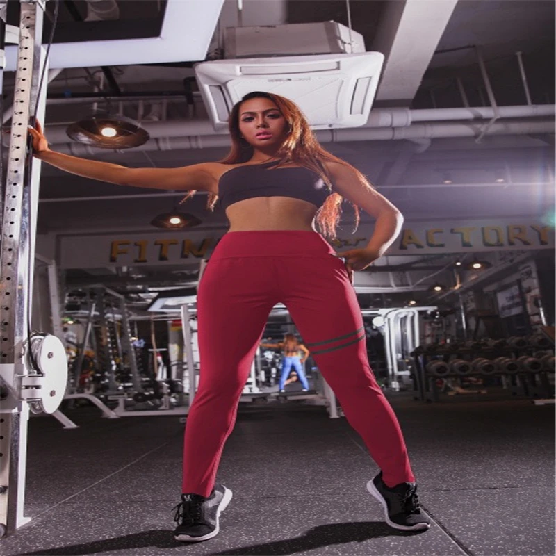 Sports Suits Women Seamless Sets Running Fitness Sportswear Gym High Waist Calf-length fitness Leggings Strappy Bra Pants
Sports Suits Women Seamless Sets Running Fitness Sportswear Gym High Waist Calf-length fitness Leggings Strappy Bra Pants