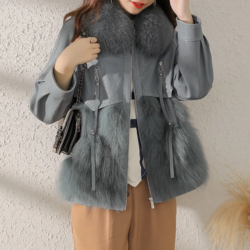 SHZQ Sheepskin Fashion Fur Coat 2021 New Women's Leather Coat Fox Fur Grass Coat
SHZQ Sheepskin Fashion Fur Coat 2021 New Women's Leather Coat Fox Fur Grass Coat