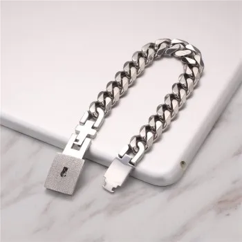2021 Rush to the Clouds Concentric Lock Bracelet Key Couple Type Titanium Steel Bracelet Customizable B924IXO
2021 Rush to the Clouds Concentric Lock Bracelet Key Couple Type Titanium Steel Bracelet Customizable B924IXO