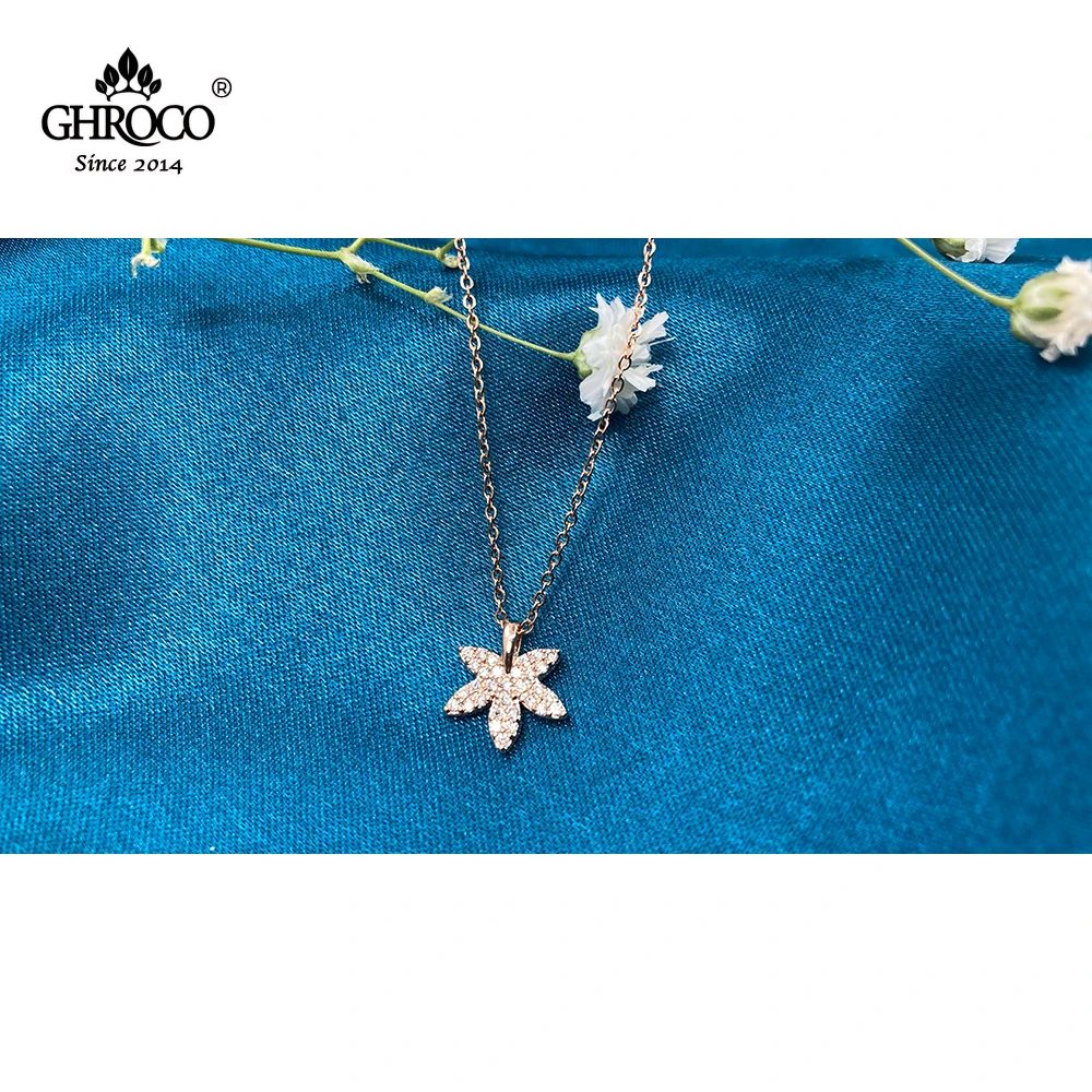 CHROCO Charming Maple Leaves Pendant Necklace with O Chain Suitable for Summer&Spring Ladies and Lover's Gift
CHROCO Charming Maple Leaves Pendant Necklace with O Chain Suitable for Summer&Spring Ladies and Lover's Gift