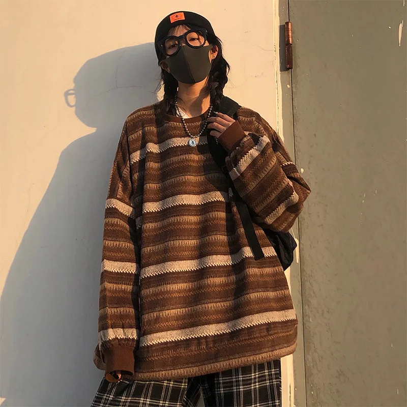 Casual Loose Oversized Unisex Knitted Pullover Women Couples Striped Round Neck Retro Sweater Fashion Autumn Winter Warm Top
Casual Loose Oversized Unisex Knitted Pullover Women Couples Striped Round Neck Retro Sweater Fashion Autumn Winter Warm Top