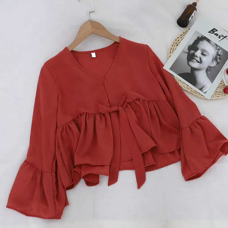 2020 New Women V-Neck Flare Sleeve Bandage Strap Basic Bow Shirt Elegant Lady Short Slim Pleated Chiffon Pullover Blouse Tops
2020 New Women V-Neck Flare Sleeve Bandage Strap Basic Bow Shirt Elegant Lady Short Slim Pleated Chiffon Pullover Blouse Tops