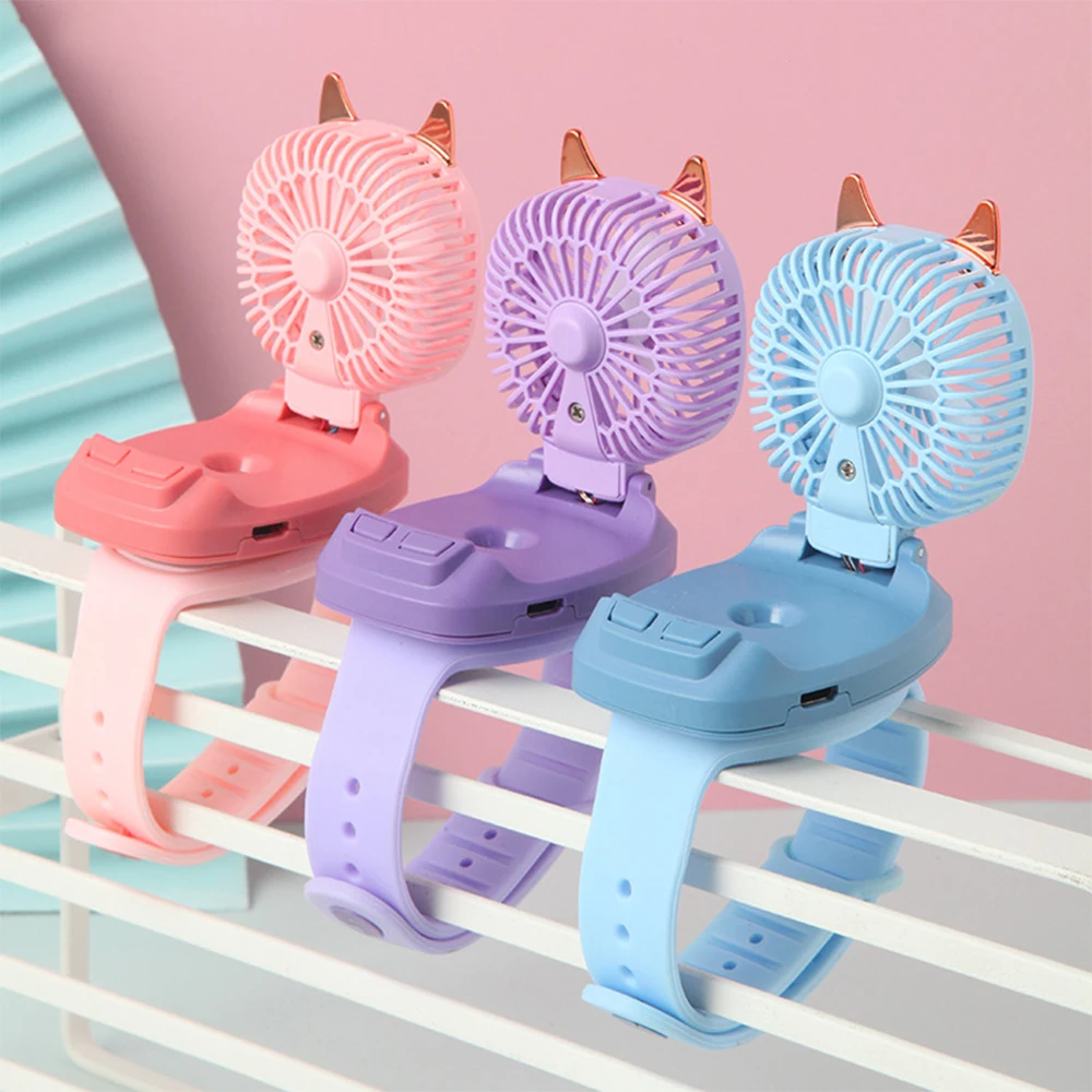 Портативный мини-вентилятор на запястье, детский бесшумный электрический вентилятор, часы с USB-зарядкой, летний радиатор, уличный дорожный мини-охладитель воздуха
Портативный мини-вентилятор на запястье, детский бесшумный электрический вентилятор, часы с USB-зарядкой, летний радиатор, уличный дорожный мини-охладитель воздуха