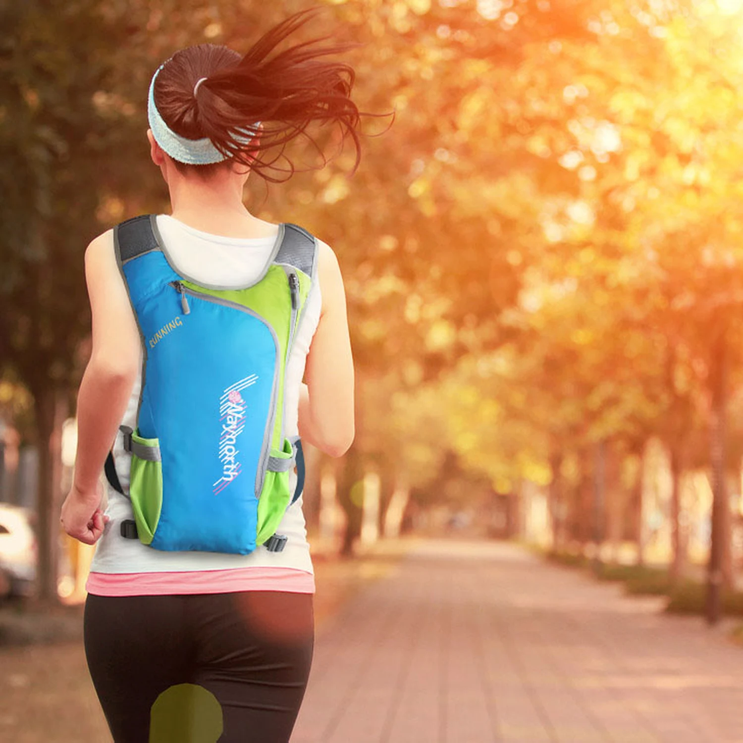 Waynorth is a lightweight sports backpack with 2 liters of water bladder, suitable for running, hiking, climbing bike-2904
Waynorth is a lightweight sports backpack with 2 liters of water bladder, suitable for running, hiking, climbing bike-2904