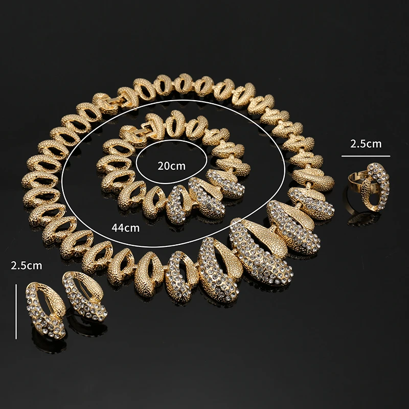 Fani 2019 Dubai gold Bridal Jewelry Sets Brand Nigerian wedding women accessories jewelry set Wholesale statement jewelry set
Fani 2019 Dubai gold Bridal Jewelry Sets Brand Nigerian wedding women accessories jewelry set Wholesale statement jewelry set