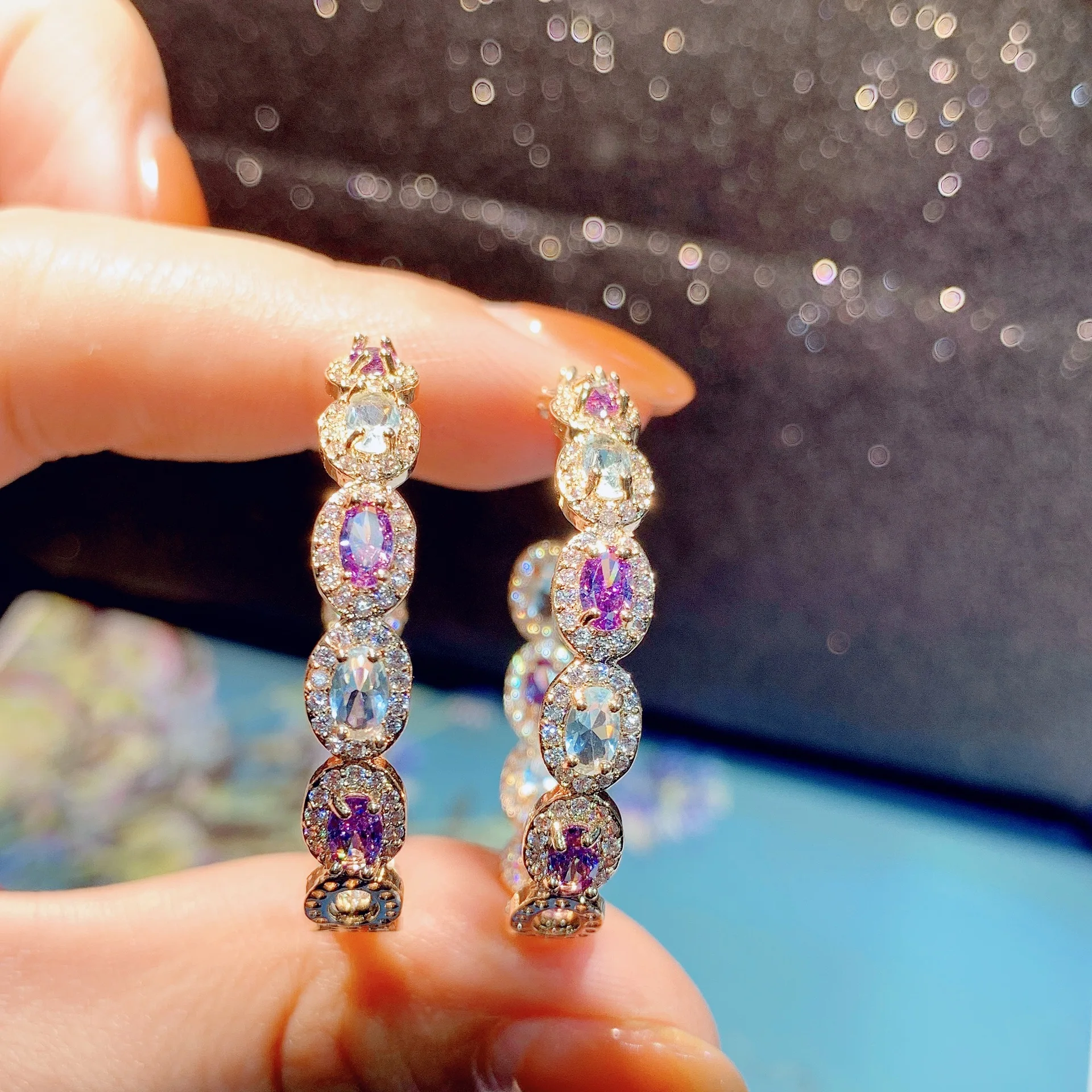 Korean Style Fashion Big Circle Color Oval Crystal Cubic Zircon Personality Luxurious Earrings For Women High Quality Jewelry
Korean Style Fashion Big Circle Color Oval Crystal Cubic Zircon Personality Luxurious Earrings For Women High Quality Jewelry