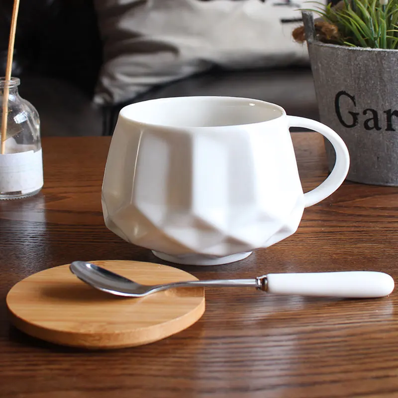Solid Minimalist Mug Modern Creative Ceramic Mug for Couple with Spoon with Lid Canecas De Porcelana Office Coffee Mug MM60MKB
Solid Minimalist Mug Modern Creative Ceramic Mug for Couple with Spoon with Lid Canecas De Porcelana Office Coffee Mug MM60MKB