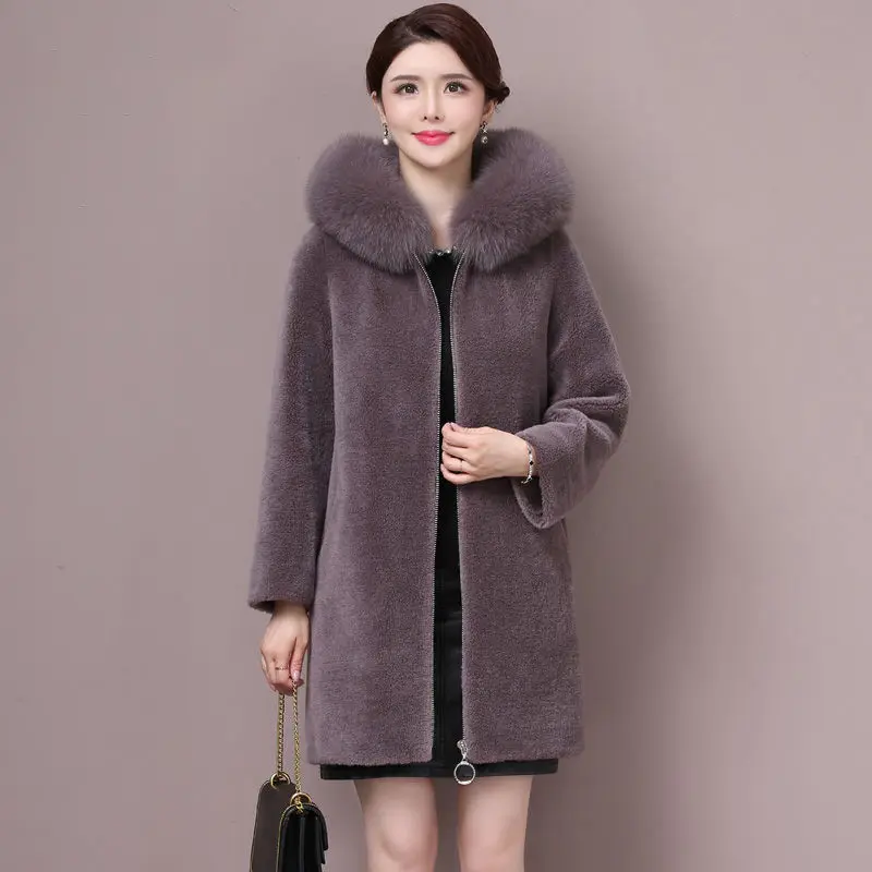 Women New Winter Thick Real Wool Fur Coat Lady Warm h Jacket Female Hooded Casual Natural Sheep Shearing Fur Overcoat J212
Women New Winter Thick Real Wool Fur Coat Lady Warm h Jacket Female Hooded Casual Natural Sheep Shearing Fur Overcoat J212