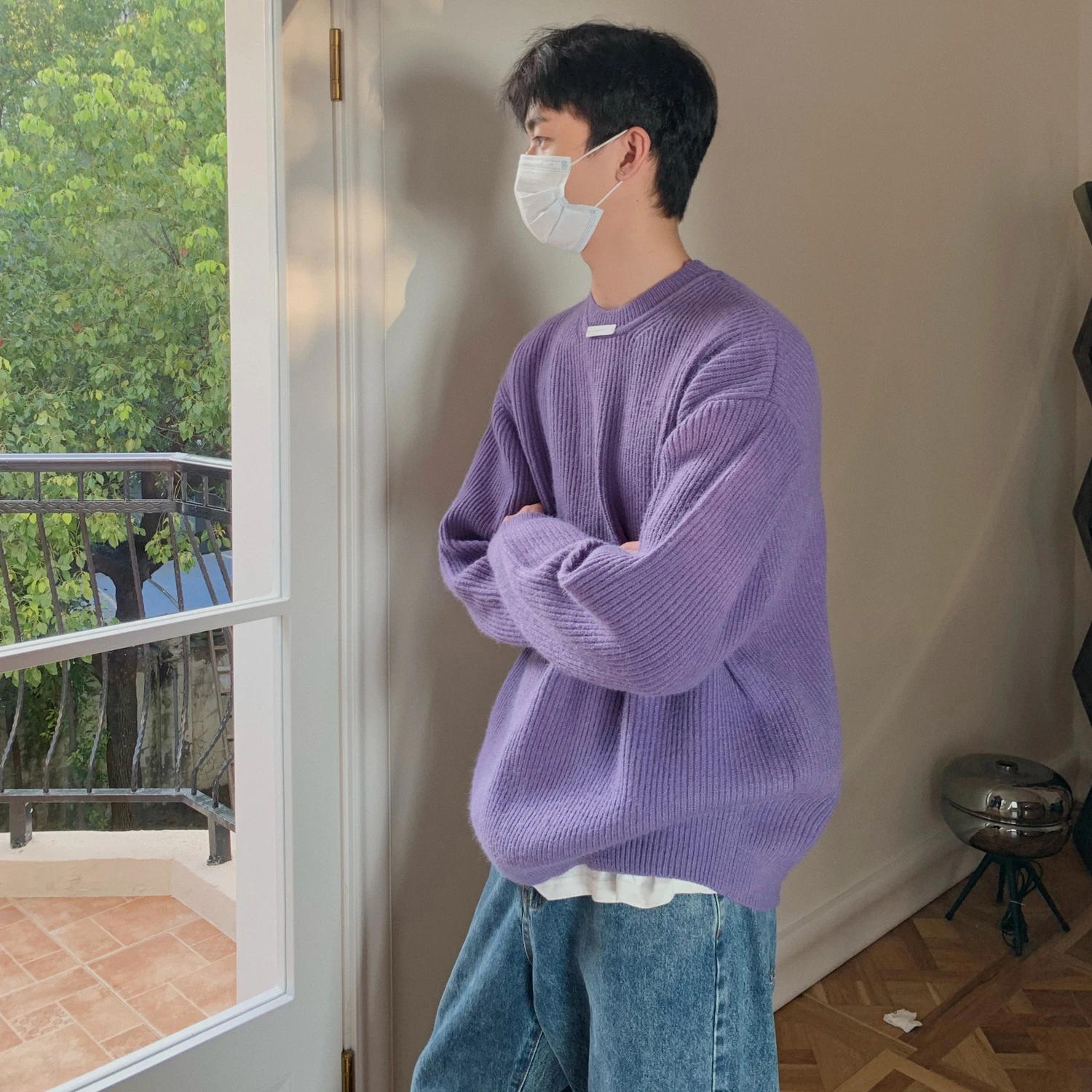 Sweater men's autumn and winter Hong Kong style solid color round neck sweater retro loose casual couple long-sleeved shirt 
Sweater men's autumn and winter Hong Kong style solid color round neck sweater retro loose casual couple long-sleeved shirt