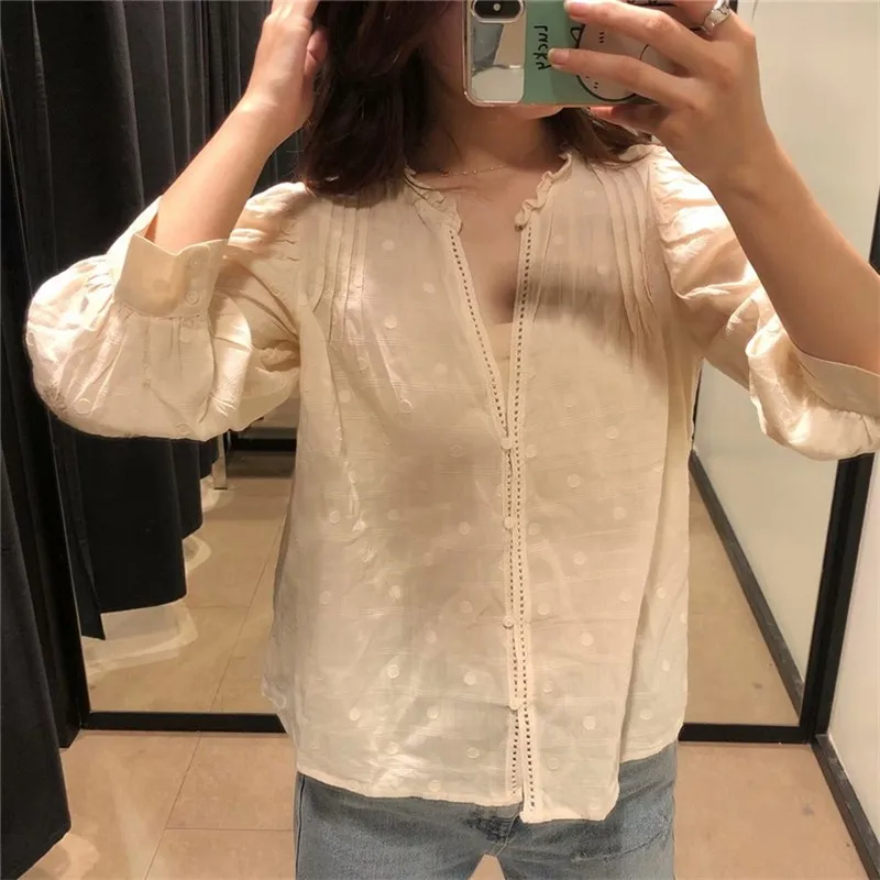 TMODA1141 Za 2021 Summer Women Blouses Long Sleeve V-Neck Floral Embroidery Vintage Loose Female Elegant Thin Shirt Tops blusas
TMODA1141 Za 2021 Summer Women Blouses Long Sleeve V-Neck Floral Embroidery Vintage Loose Female Elegant Thin Shirt Tops blusas