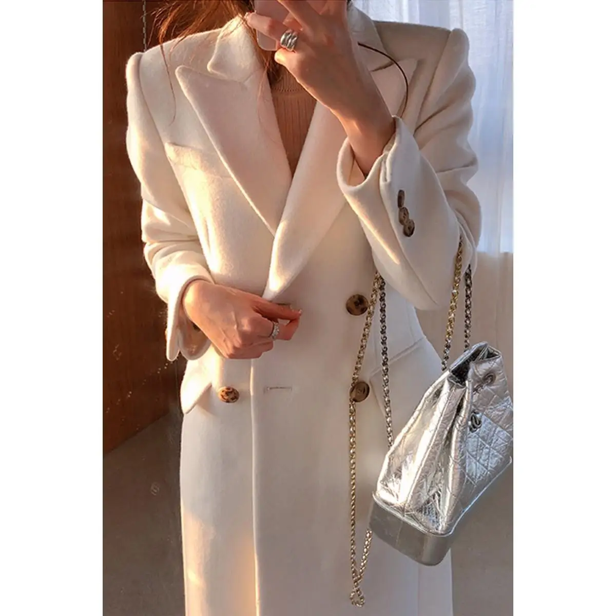 Heydress 2021 Winter Women Solid Slim Elegant Wool Coat Office Lady White Streetwear Female Thick Warm Double Breasted Outerwear
Heydress 2021 Winter Women Solid Slim Elegant Wool Coat Office Lady White Streetwear Female Thick Warm Double Breasted Outerwear