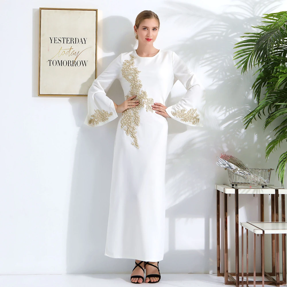 Eid Mubarak Abaya Dubai Turkey Slim fit Muslim long embroidered dress Kaftan Islam Clothing Abayas Dresses For Women Robe
Eid Mubarak Abaya Dubai Turkey Slim fit Muslim long embroidered dress Kaftan Islam Clothing Abayas Dresses For Women Robe