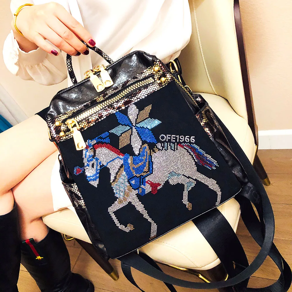 Backpack Women's Bag 2021 New Fashion Hit Color Women's Bag Hot Rhinestone Frosted Travel Backpack Mochilas Para Mujer Bookbag
Backpack Women's Bag 2021 New Fashion Hit Color Women's Bag Hot Rhinestone Frosted Travel Backpack Mochilas Para Mujer Bookbag