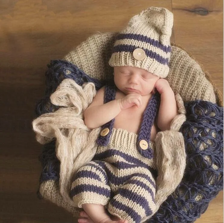 Newborn Baby Photography Props Infant Knit Crochet Costume Blue Striped Soft Outfits Elf Button Beanie + Pants Baby Shower Gift
Newborn Baby Photography Props Infant Knit Crochet Costume Blue Striped Soft Outfits Elf Button Beanie + Pants Baby Shower Gift