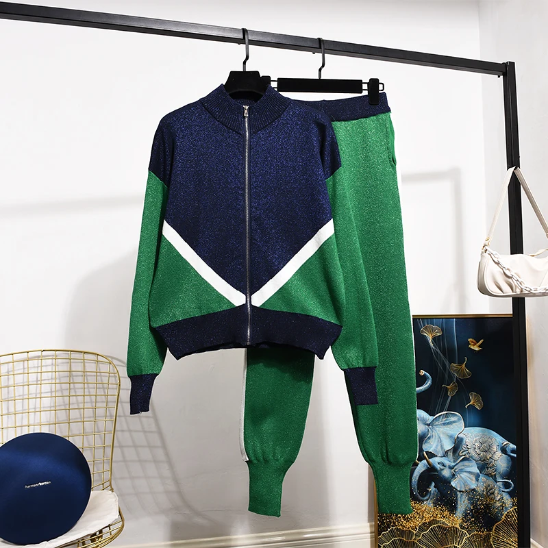 Fashion Pleuche Patchwork Knitted Tracksuit Outfits Women Color Contrast Zipper Cardigan Sports Pants Set Female Casual Suit 2pc
Fashion Pleuche Patchwork Knitted Tracksuit Outfits Women Color Contrast Zipper Cardigan Sports Pants Set Female Casual Suit 2pc