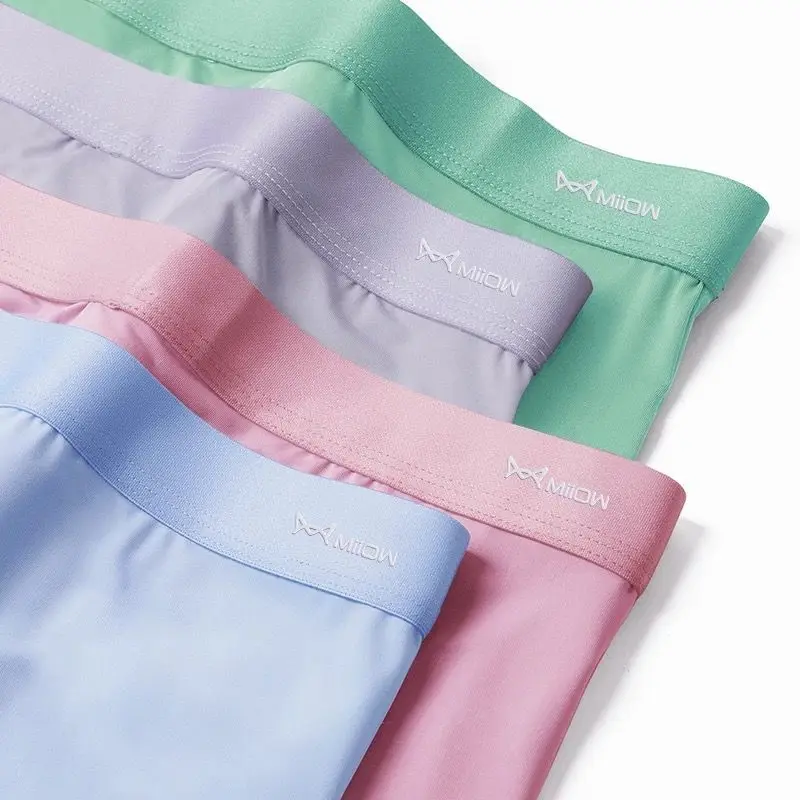MiiOW Genuine Men's Underwear Antibacterial Cotton Lining Ice Silk Boys Seamless Boxer Shorts Summer Cool Boxer Shorts
MiiOW Genuine Men's Underwear Antibacterial Cotton Lining Ice Silk Boys Seamless Boxer Shorts Summer Cool Boxer Shorts