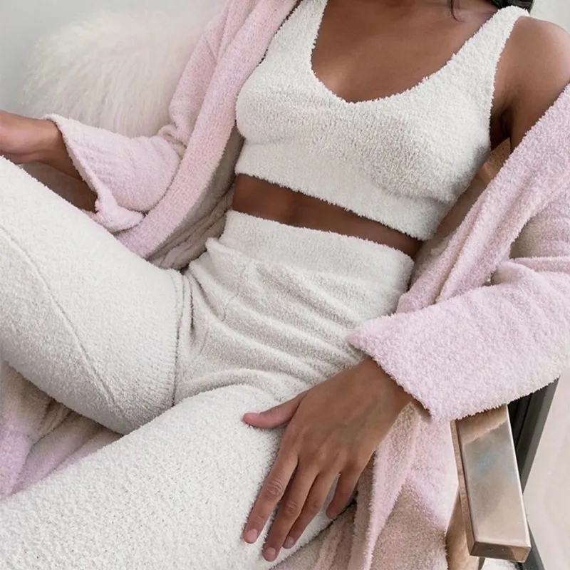 EFINNY Autumn Sexy Plush Home Sets Fashion V-neck Sling Tank Top And Trousers Suit Women's Comfy Warm 2 Pcs Set 
EFINNY Autumn Sexy Plush Home Sets Fashion V-neck Sling Tank Top And Trousers Suit Women's Comfy Warm 2 Pcs Set