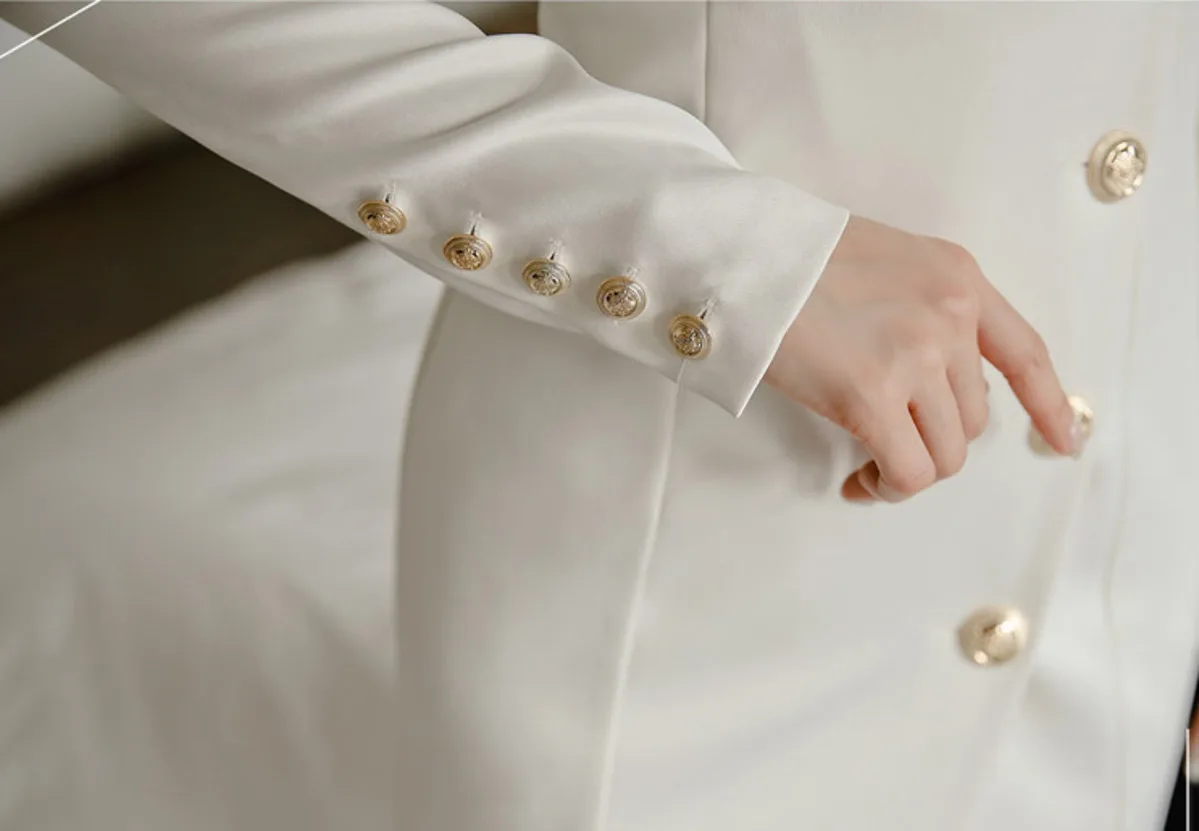 BacklakeGirls 2020 Women White Blazer Coat Fashion V Neck Long Sleeve Office Ladies Blazer Suits Autumn Jacket Tops Outerwear
BacklakeGirls 2020 Women White Blazer Coat Fashion V Neck Long Sleeve Office Ladies Blazer Suits Autumn Jacket Tops Outerwear