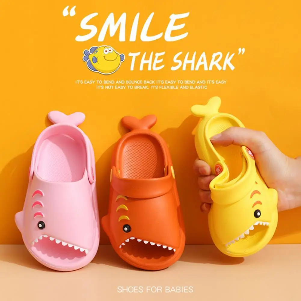 1 Pair Cute Kids Beach Slippers Cartoon Shark Design Non-Slip EVA Quick Dry Children Slippers for Home Size 13/14/15/16/17/18
1 Pair Cute Kids Beach Slippers Cartoon Shark Design Non-Slip EVA Quick Dry Children Slippers for Home Size 13/14/15/16/17/18