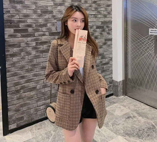Vintage Double Breasted Office OL Ladies Plaid Blazer with belt Long Sleeve Houndstooth Suit Coat Jacket 2020 Women blazers
Vintage Double Breasted Office OL Ladies Plaid Blazer with belt Long Sleeve Houndstooth Suit Coat Jacket 2020 Women blazers