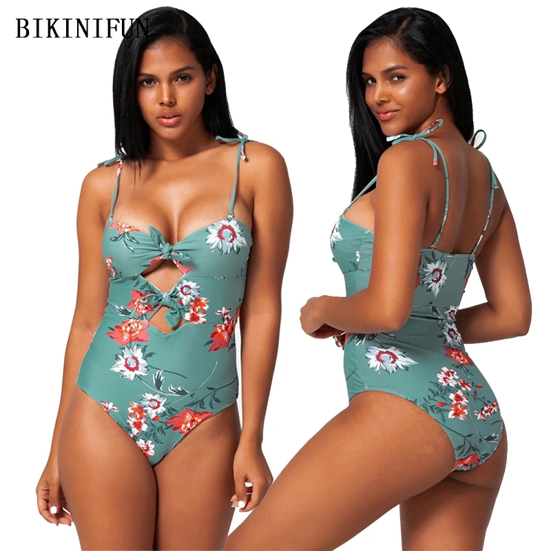 2020 New Sexy Front Cutout Monokini Women Bow Knot Swimsuit Floral Print Swimwear S-XL Girl Backless Beachwear One Piece Suit 
2020 New Sexy Front Cutout Monokini Women Bow Knot Swimsuit Floral Print Swimwear S-XL Girl Backless Beachwear One Piece Suit