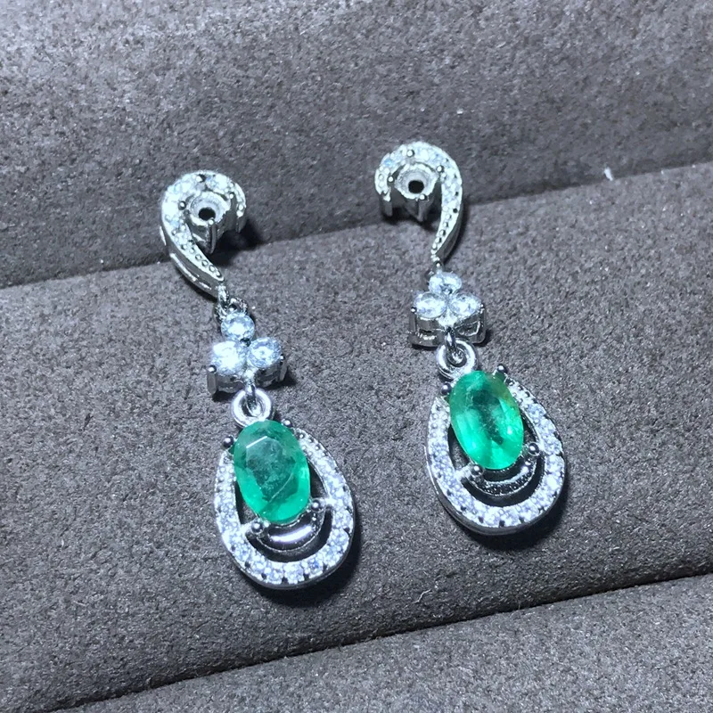 Created Emerald earring For Women Solid 925 Sterling Silver Jewelry Nice Jewelry Gift
Created Emerald earring For Women Solid 925 Sterling Silver Jewelry Nice Jewelry Gift