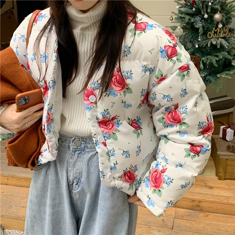 Французское милое зимнее пальто для девочек; Kawaii; Однобортное теплое пальто с v-образным вырезом и цветочным принтом; Короткая хлопковая оде...
Французское милое зимнее пальто для девочек; Kawaii; Однобортное теплое пальто с v-образным вырезом и цветочным принтом; Короткая хлопковая оде...