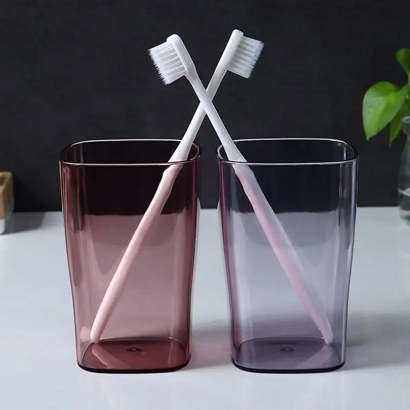 Simple and Transparent Student Dormitory Household Portable Plastic Children's Toothbrush Couple Brushing Cups
Simple and Transparent Student Dormitory Household Portable Plastic Children's Toothbrush Couple Brushing Cups