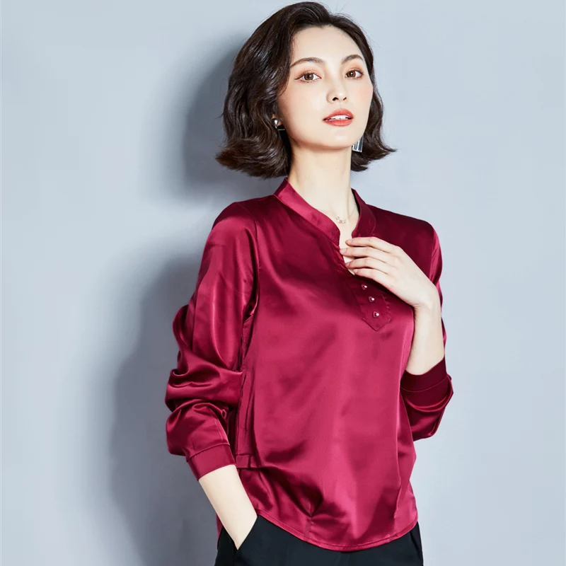 Korean Women Silk Blouse Woman Long Sleeve Blouses Elegant Women Silk Shirt Autumn Woman V Neck Blouse Ladies Tops Plus Size 5XL
Korean Women Silk Blouse Woman Long Sleeve Blouses Elegant Women Silk Shirt Autumn Woman V Neck Blouse Ladies Tops Plus Size 5XL
