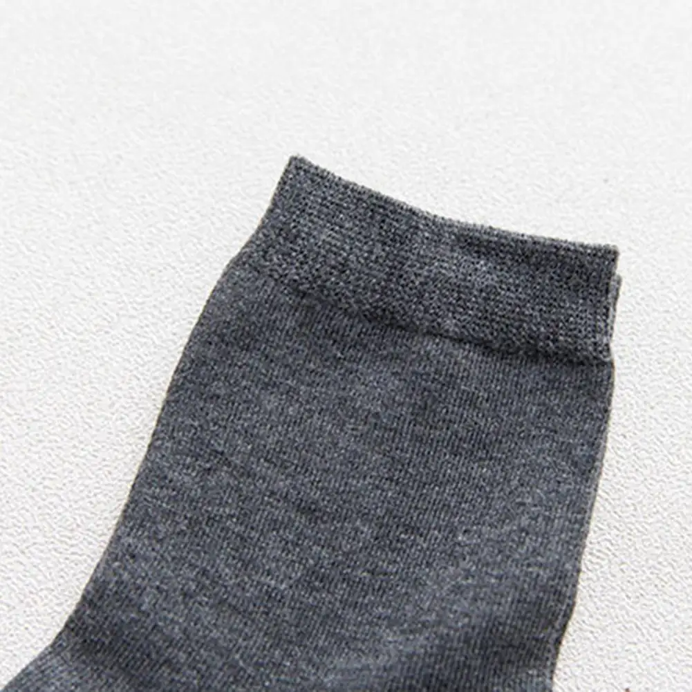 Men's Middle Tube Cotton Socks New Style Black Business Men Socks Soft Breathable Summer Winter for Male Socks Plus Size
Men's Middle Tube Cotton Socks New Style Black Business Men Socks Soft Breathable Summer Winter for Male Socks Plus Size
