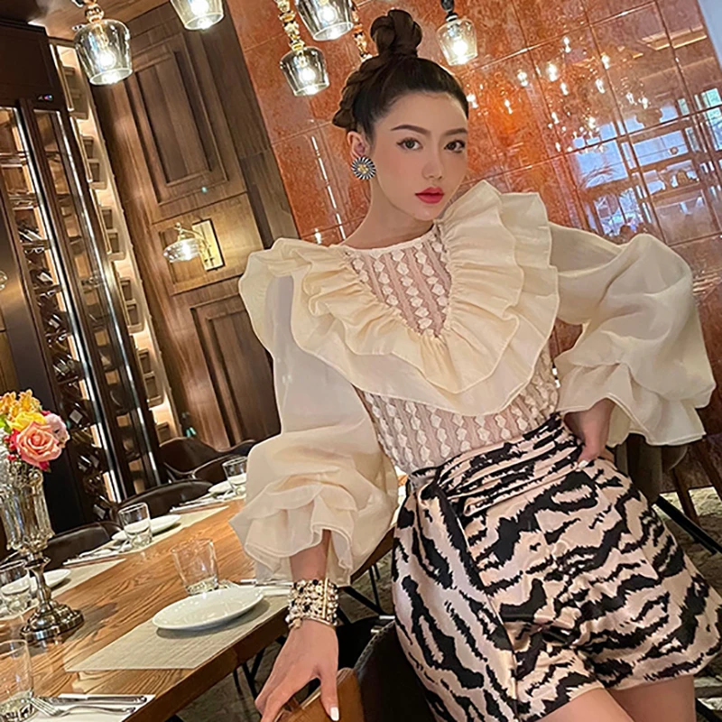 SHENGPALAE Temperament Relief Peach Heart Three Dimensional Blouse Women's Spring 2021 New Roumd Neck Loose Puff Sleeve Shirt
SHENGPALAE Temperament Relief Peach Heart Three Dimensional Blouse Women's Spring 2021 New Roumd Neck Loose Puff Sleeve Shirt