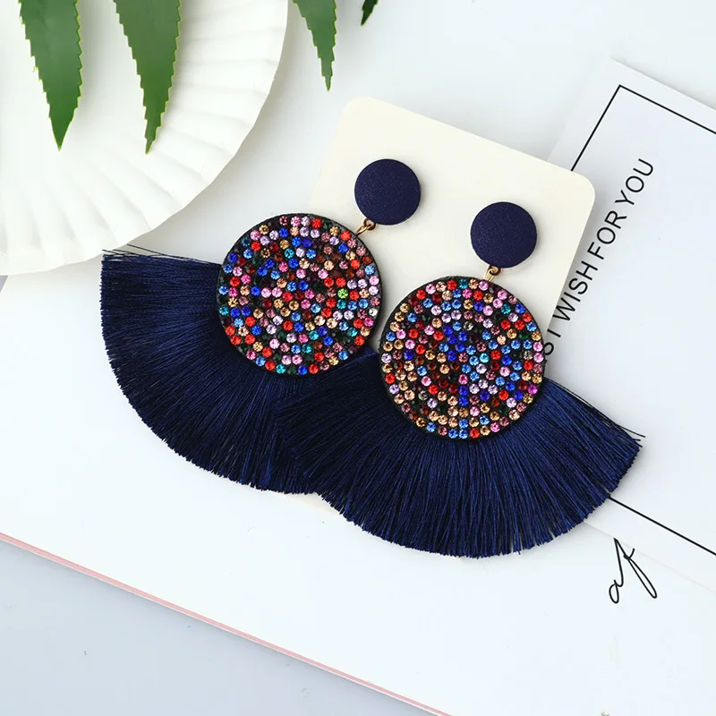 Bohemian Big Tassel Crystal Drop Earrings for Women 2020 Fashion Statement Jewelry Cotton Handmade Fabric Fringe Earring
Bohemian Big Tassel Crystal Drop Earrings for Women 2020 Fashion Statement Jewelry Cotton Handmade Fabric Fringe Earring
