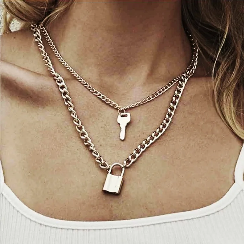 

Hot Selling New Key Lock Pendant Necklace Creative Retro Simple Gold Multilayer Collarbone Wholesale