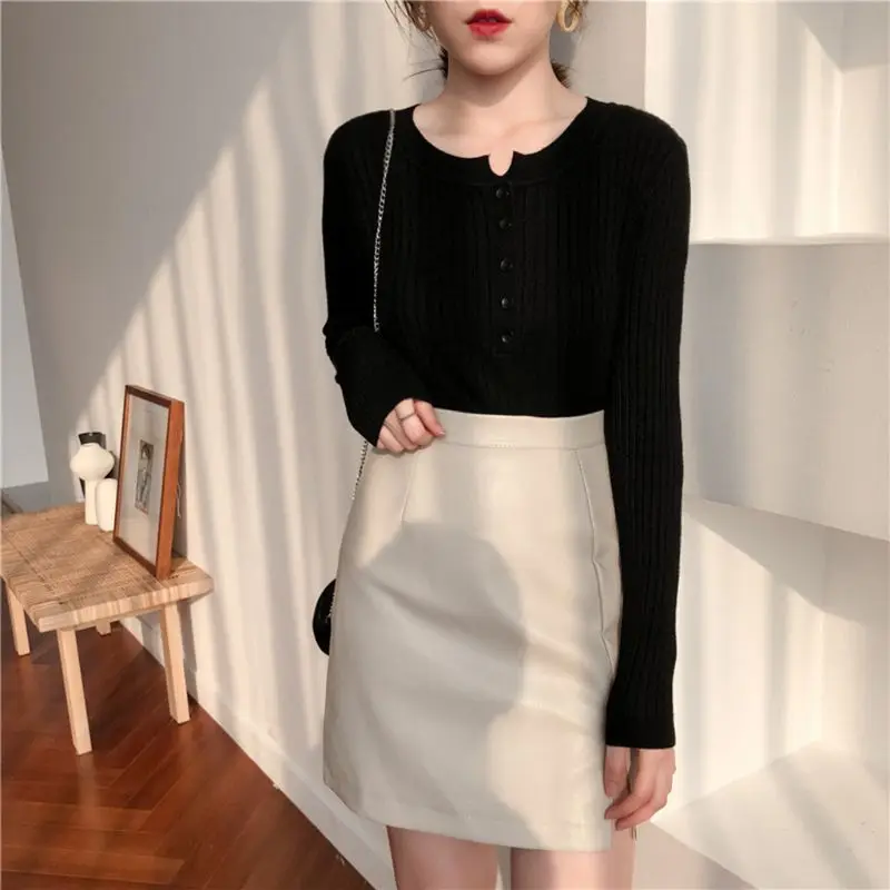 Women Basic Long Sleeve Sweater Half Buttons Front Crew Neck Pullover Tops Plain Solid Color Ribbed Knit Slim Jumper
Women Basic Long Sleeve Sweater Half Buttons Front Crew Neck Pullover Tops Plain Solid Color Ribbed Knit Slim Jumper