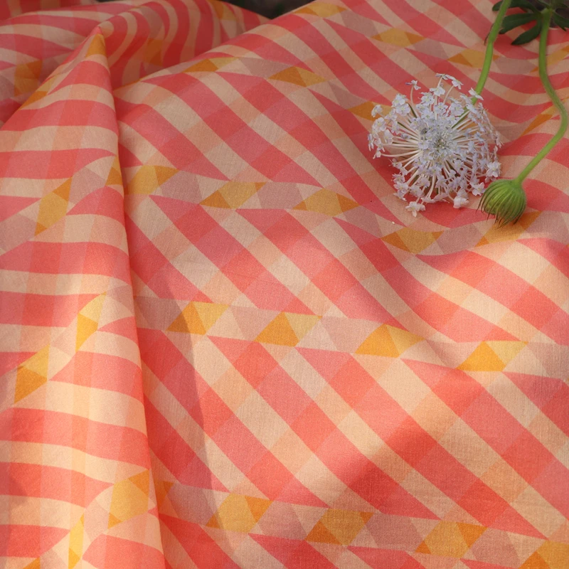 High quality silk cotton fabric digital printing tissu High end dress clothing patchwork
High quality silk cotton fabric digital printing tissu High end dress clothing patchwork