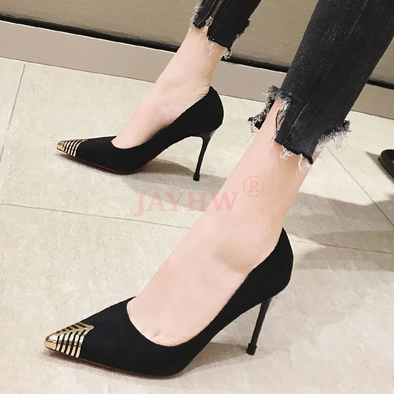 JAYHW Sexy Temperament Pupms Hot Sale Women Shoes Pointed Toe Suede Metal Dress High Heels Wedding Shoes Woman Zapatos De Mujer 
JAYHW Sexy Temperament Pupms Hot Sale Women Shoes Pointed Toe Suede Metal Dress High Heels Wedding Shoes Woman Zapatos De Mujer