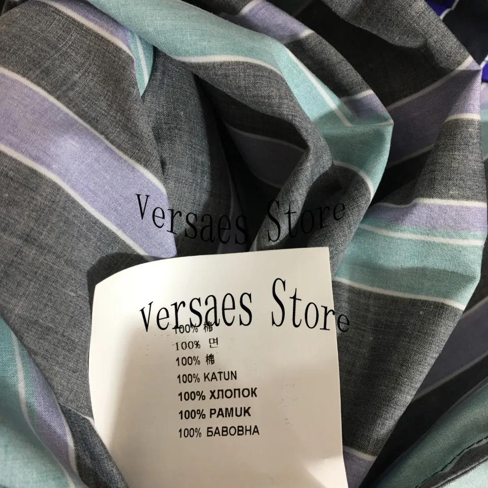 2021 luxury brand contrast vertical stripe print fashion women's temperament V-neck all over waist Princess Short Sleeve Dress
2021 luxury brand contrast vertical stripe print fashion women's temperament V-neck all over waist Princess Short Sleeve Dress