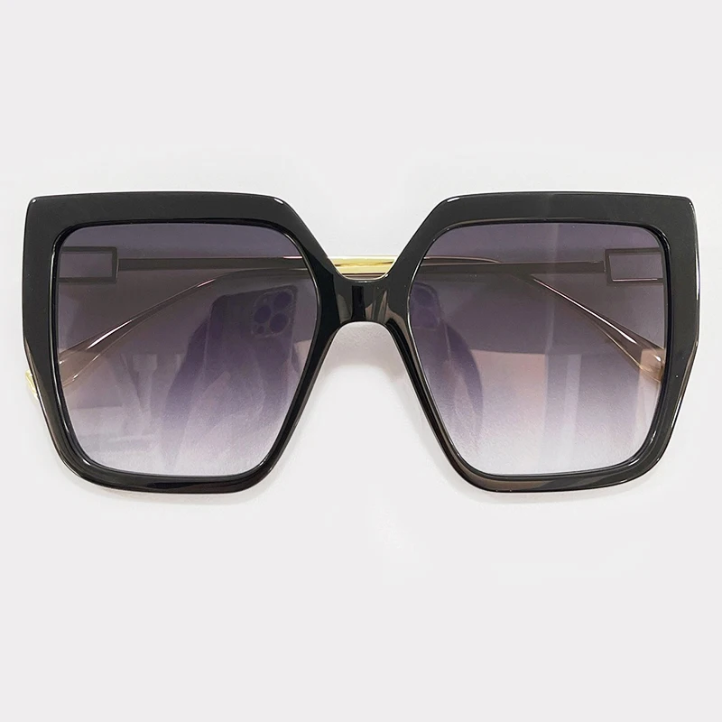Classic Oversized Square Frame Sunglasses 2021 Brand Designer Sunglasses For Men Women Vintage Oculos De Sol UV400
Classic Oversized Square Frame Sunglasses 2021 Brand Designer Sunglasses For Men Women Vintage Oculos De Sol UV400