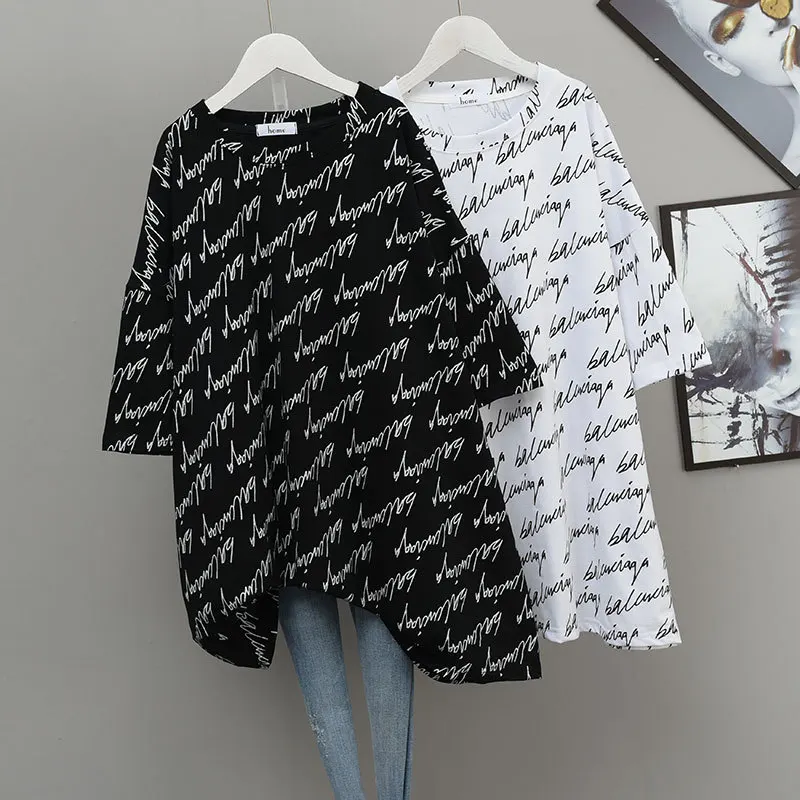 2022 Summer New Graffiti Letter T-shirt Women Short Sleeved Korean Loose Thin Section Simple All-match Tops Tide Free Shipping
2022 Summer New Graffiti Letter T-shirt Women Short Sleeved Korean Loose Thin Section Simple All-match Tops Tide Free Shipping