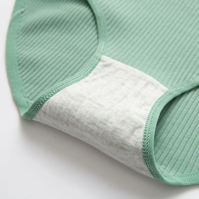 Sporty Cotton Solid Color Women Underwear Female Striped Breathable Seamless Briefs Soft Sexy Sanitary Panties Lingerie Comfort
Sporty Cotton Solid Color Women Underwear Female Striped Breathable Seamless Briefs Soft Sexy Sanitary Panties Lingerie Comfort