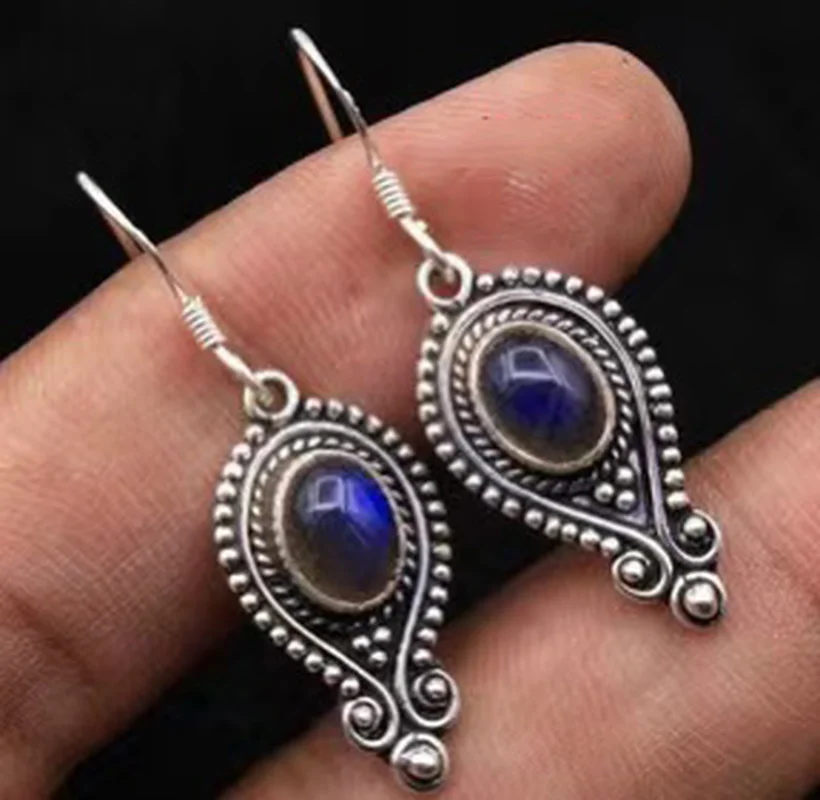 Ethnic Style Round Black Navy Blue Stone Dangle Earrings Women Vintage Jewelry Antique Silver Color Hand Carved Metal Earrings
Ethnic Style Round Black Navy Blue Stone Dangle Earrings Women Vintage Jewelry Antique Silver Color Hand Carved Metal Earrings