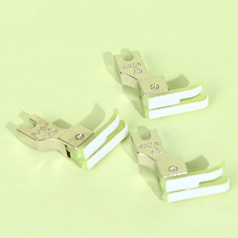 2Pcs Right and Left plastics Compensating Presser Foot For Industrial Lockstitch Sewing Machine Plastic Foot
2Pcs Right and Left plastics Compensating Presser Foot For Industrial Lockstitch Sewing Machine Plastic Foot