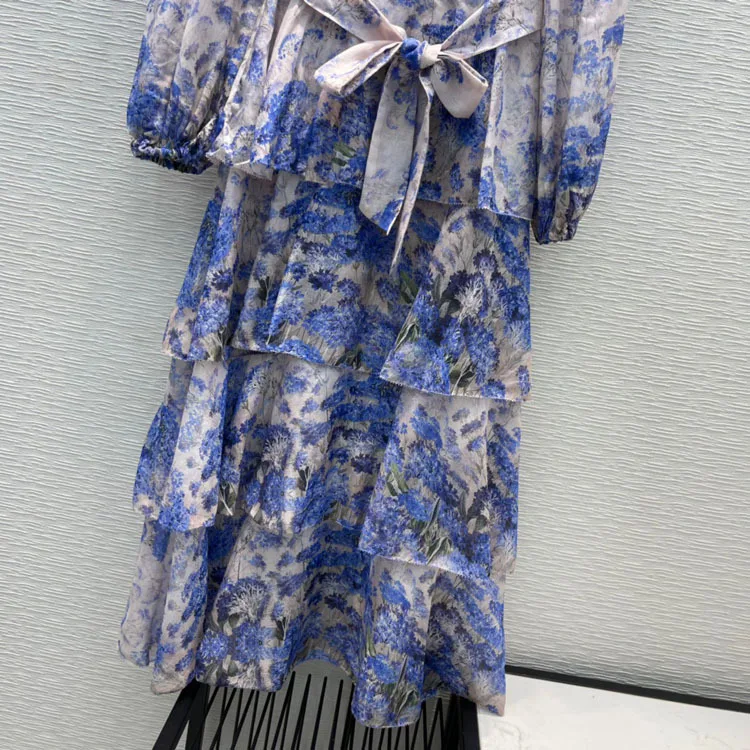2021 Spring/Summer Women's Dress New Fairy Elegant Style cornflower Printing Waist Cake Dress
2021 Spring/Summer Women's Dress New Fairy Elegant Style cornflower Printing Waist Cake Dress