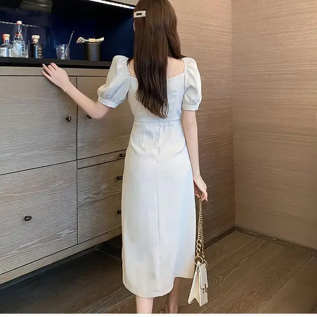 High-grade fabric bubble sleeve slit dress square collar backless long sleeve waist split suit skirt
High-grade fabric bubble sleeve slit dress square collar backless long sleeve waist split suit skirt