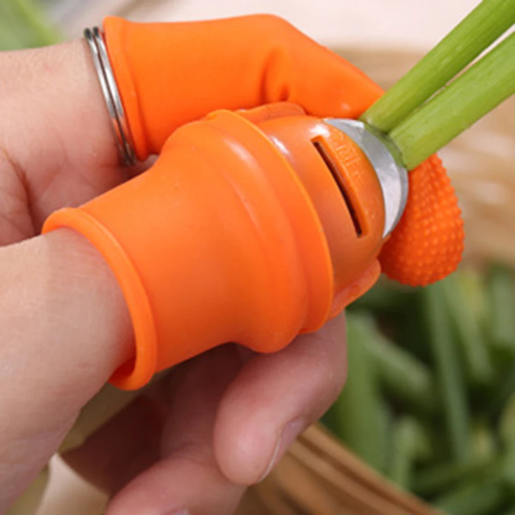 Gardening Garden Picking Thumb Cutter with Anti-Cut Finger Cover for Vegetables Cutting Picking Pepper Pinch Picker Thumb knife
Gardening Garden Picking Thumb Cutter with Anti-Cut Finger Cover for Vegetables Cutting Picking Pepper Pinch Picker Thumb knife